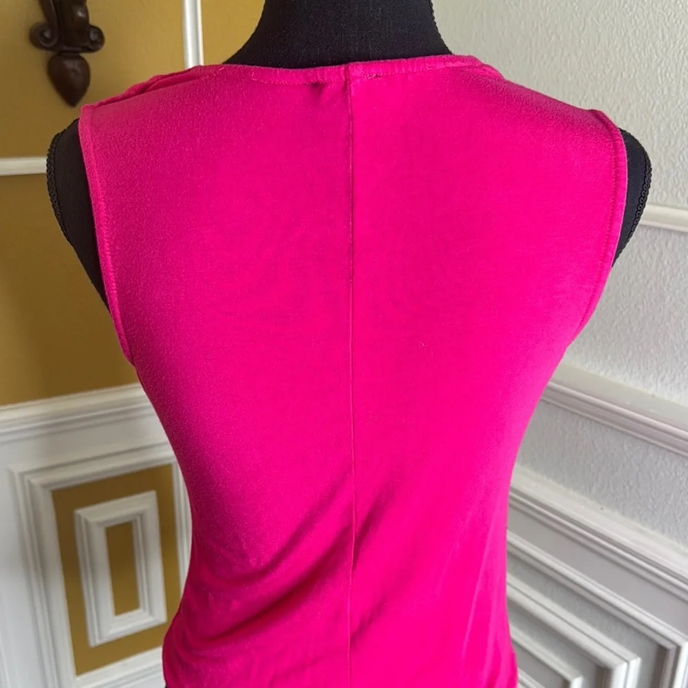 Elegant Pink Sleeveless Top - Picture 5 of 11